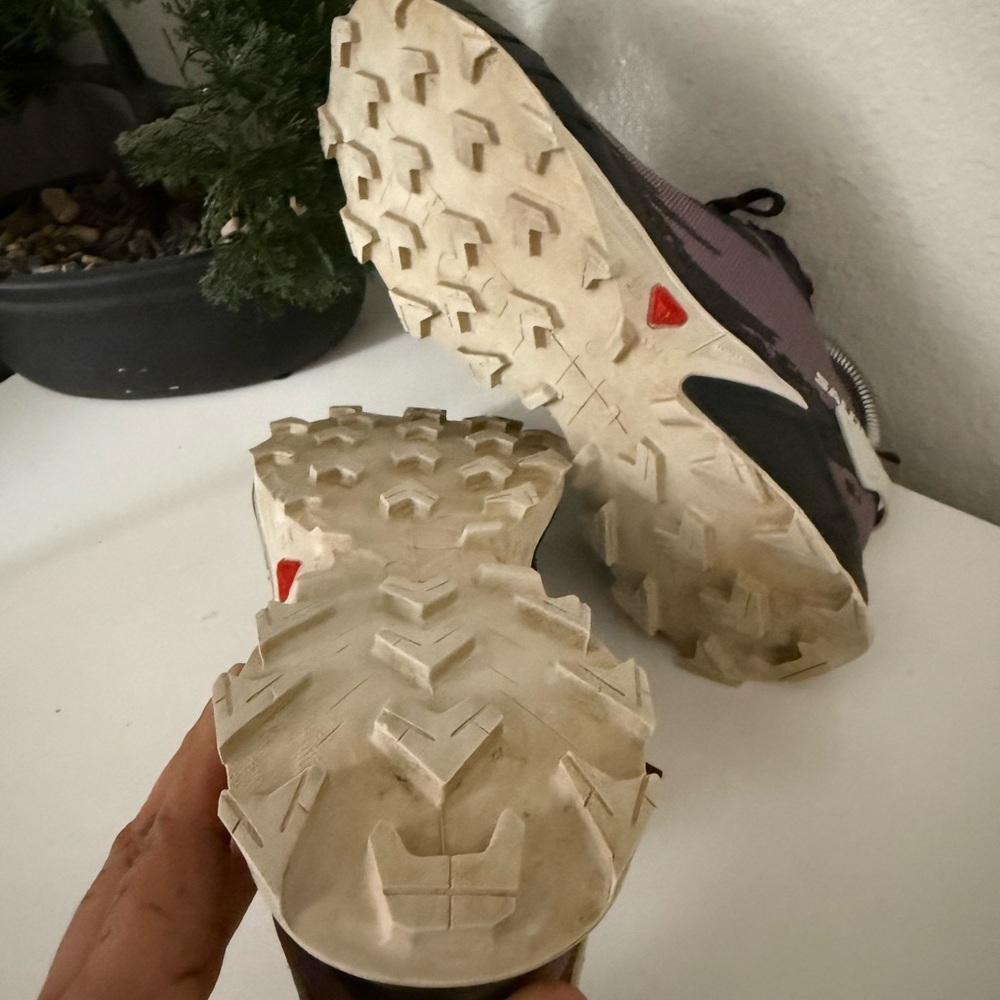 Salomon Alphacross 4 Women's Trail Shoes in Purple and Black - Picture 10 of 11